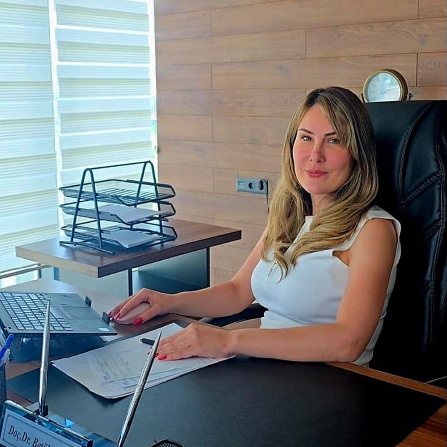 Doç. Dr. Betül Uyar