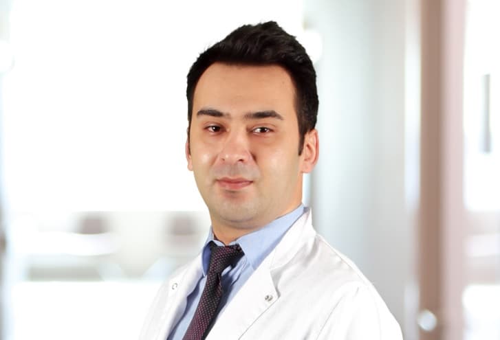 Dt. Samet Akbaş