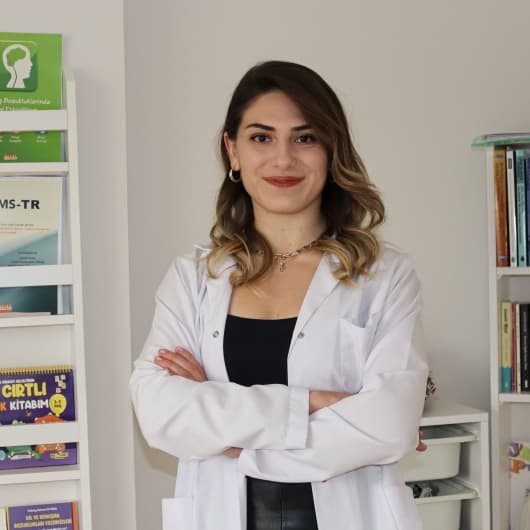 Dr. Feyza Altınsoy