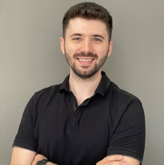 Dt. Emin Serhat Arıkan