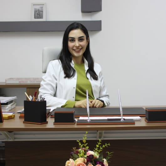 Dt. Merve Hakan