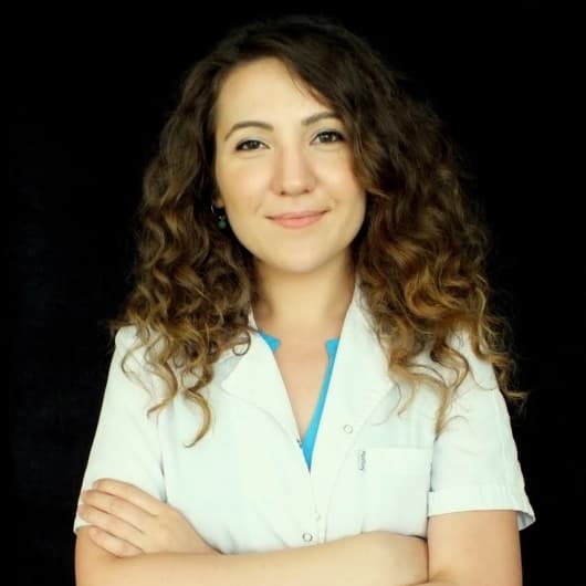 Dt. Damla Yükselen
