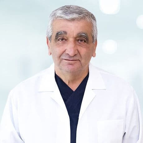 Op. Dr. Mustafa Nalcı