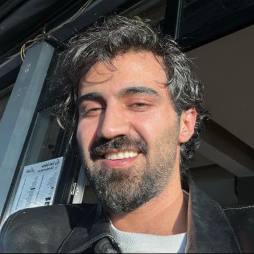 Dr. Servet Toprak