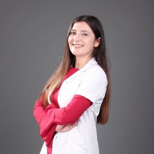 Dt. Beyza Tarğıl